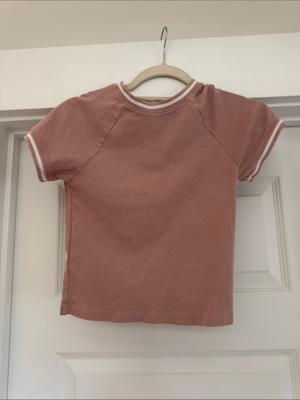 Levi's Kids Short Sleeve Ringer Tee in Dusty Rose with White Trim